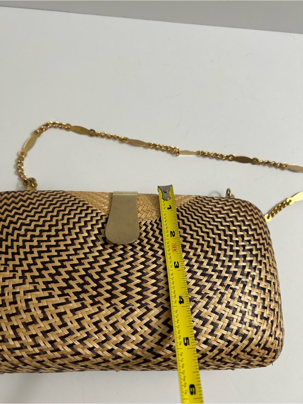 Vintage Woven Straw Clutch/Shoulder Bag in Natural and Dark Brown - Picture 10 of 12
